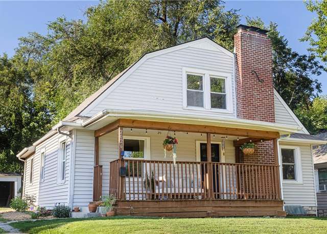Property at 2026 E 70th Ter, Kansas City, MO 64132, 3 beds, 2 baths
