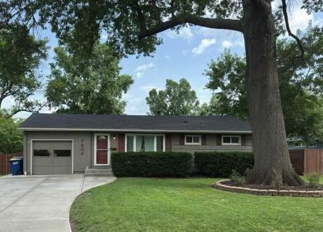 Property at 7808 W 74th St, Overland Park, KS 66204, 3 beds, 1 bath