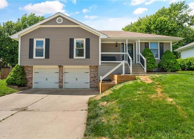 Property at 2505 NE Quail Walk Trl, Blue Springs, MO 64014, 3 beds, 2.5 baths