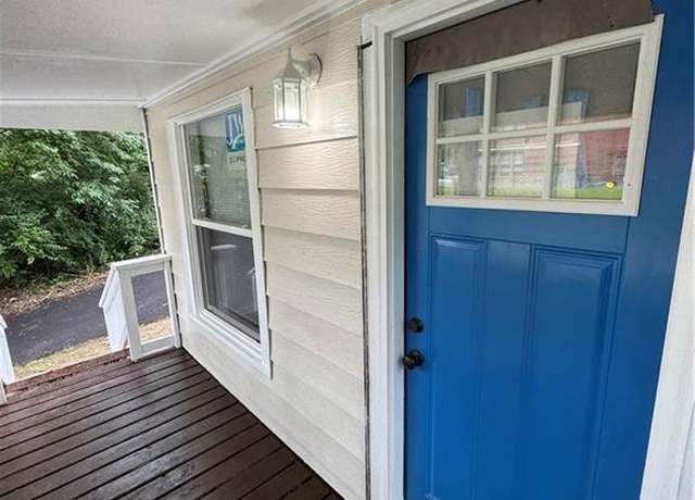 Property at 116 N Home St, Independence, MO 64053, 2 beds, 1.5 baths