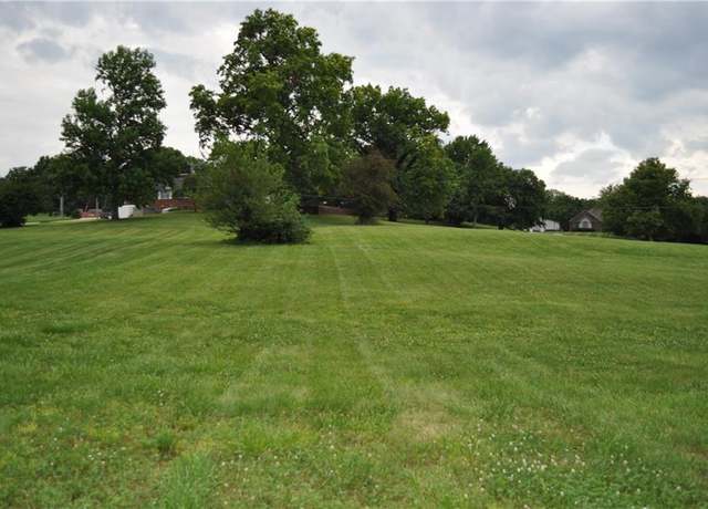 Property at 4311 Hidden Valley Dr, St Joseph, MO 64506