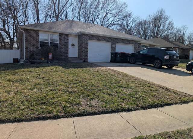 Property at 408 Blake Anthony Dr, Warrensburg, MO 64093, 2 beds
