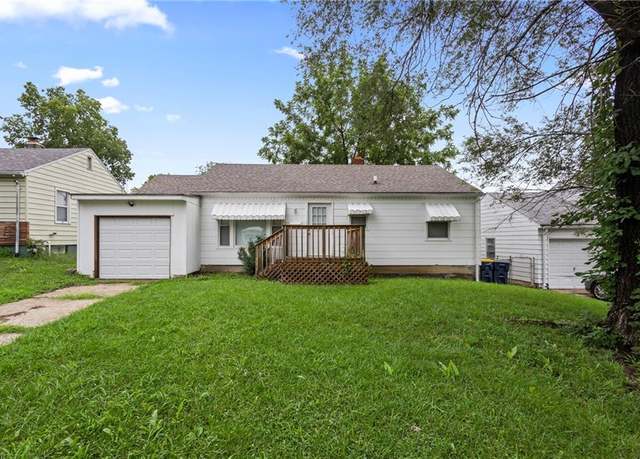 Property at 5711 S Benton Ave, Kansas City, MO 64130, 3 beds, 1 bath