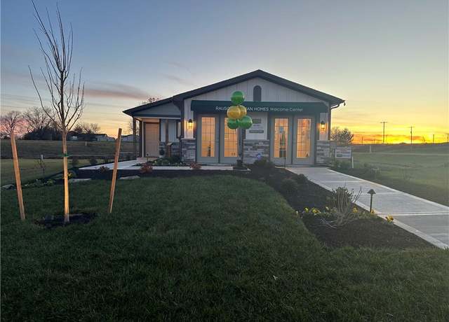 Property at 2134 Woodfield Dr, Tonganoxie, KS 66086, 3 beds, 2 baths