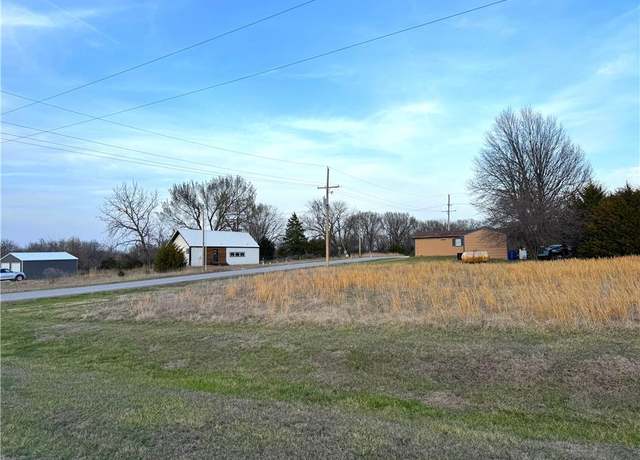 Property at 50 Rose Marie Dr, Linn Valley, KS 66040
