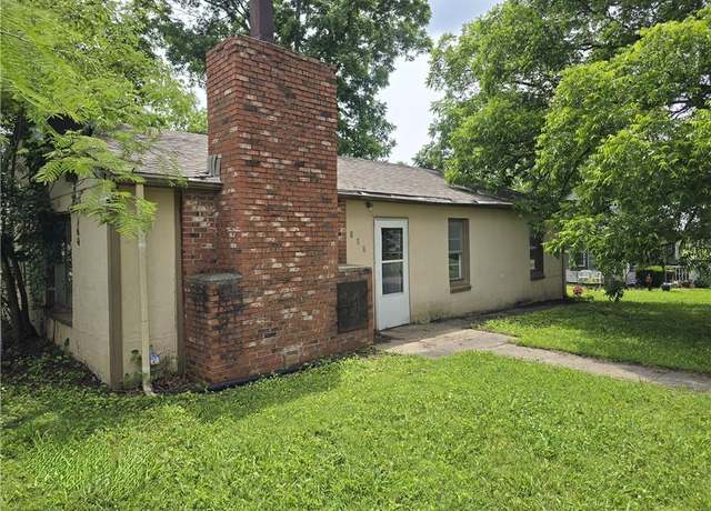 Property at 107 W 6 St, Urich, MO 64788, 3 beds, 2 baths