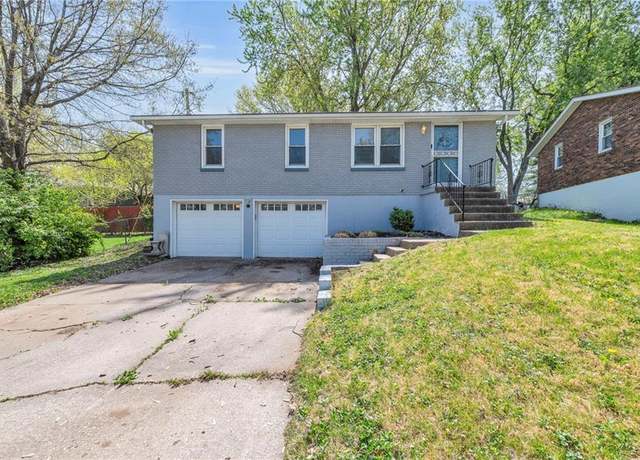Property at 1151 NE 84th Ter, Kansas City, MO 64155, 3 beds, 1.5 baths
