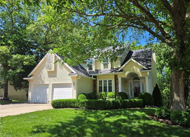Property at 503 Quail Trl, Warrensburg, MO 64093, 3 beds, 2.5 baths