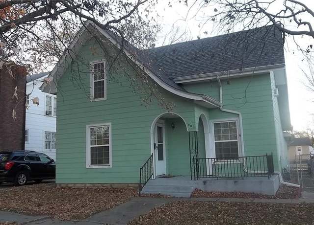 Property at 301 S Lafayette Ave, Chanute, KS 66720, 5 beds, 1.5 baths