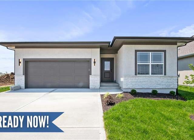 Property at 17151 W 168th Pl, Olathe, KS 66062, 4 beds, 3 baths