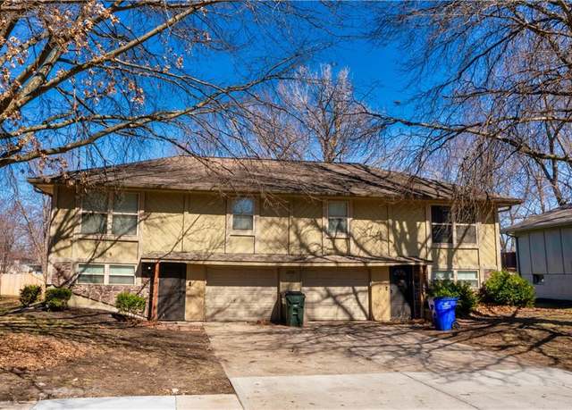 Property at 1210 SE 3rd Ter, Lee's Summit, MO 64063, 4 beds, 3 baths