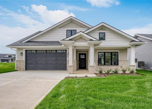 Property at 1837 Vintage Ln, Liberty, MO 64068, 2 beds, 2 baths