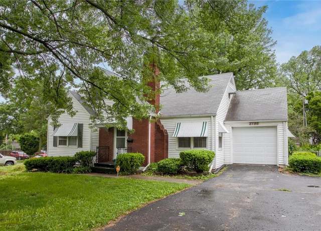 Property at 2738 S Crysler Ave, Independence, MO 64052, 3 beds, 2.5 baths