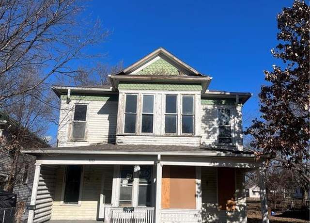 Property at 1113 Corby St, St Joseph, MO 64501, 4 beds