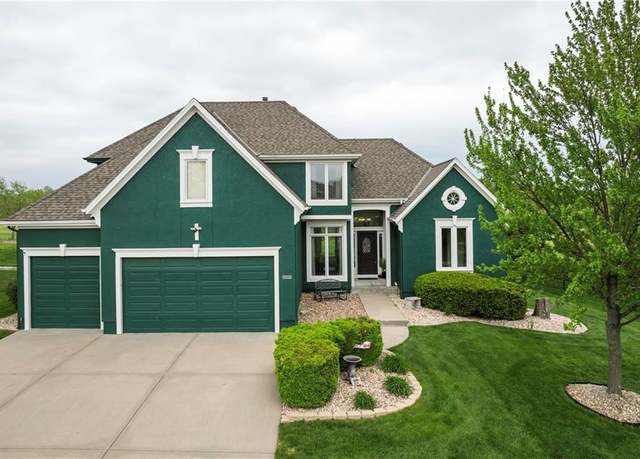 Property at 4417 N 141st St, Basehor, KS 66007, 5 beds, 4.5 baths
