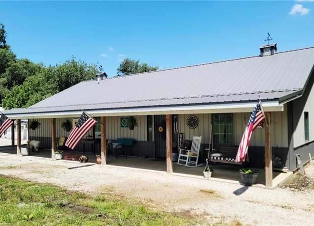 Property at 1147 Fern Rd, Fort Scott, KS 66701, 2 beds, 1.5 baths