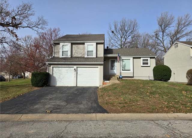 Property at 12810 W 108th St, Overland Park, KS 66210, 3 beds, 2.5 baths