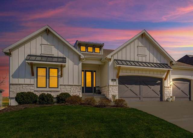 Property at 1904 NE 114th Ter, Kansas City, MO 64155, 4 beds, 3.5 baths