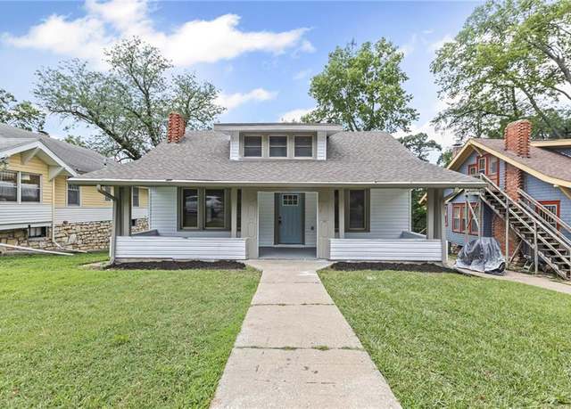Property at 1712 S Crescent Ave, Independence, MO 64052, 4 beds, 2 baths
