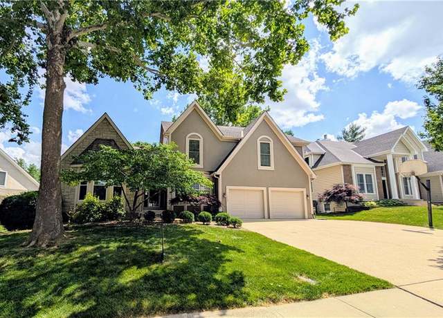Property at 10209 W 126th St, Overland Park, KS 66213, 4 beds, 4 baths