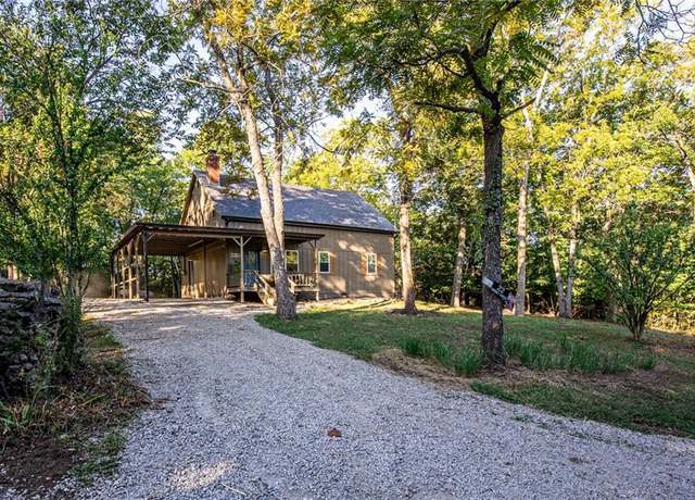 Property at 22 Sunset Cir, Linn Valley, KS 66040, 3 beds, 2 baths