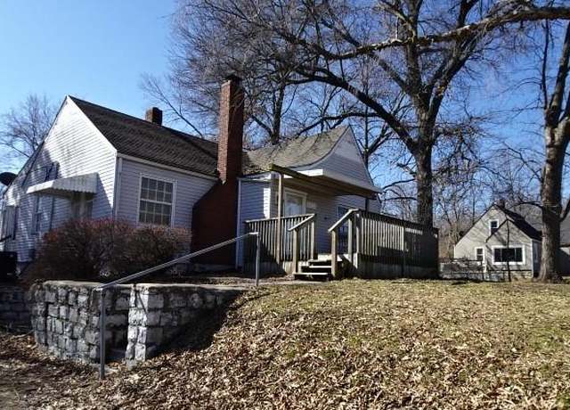 Property at 5111 Kimball Ave, Kansas City, KS 66104, 2 beds, 1 bath