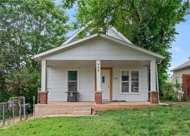 Property at 218 N 25th St, Kansas City, KS 66102, 4 beds, 1.5 baths