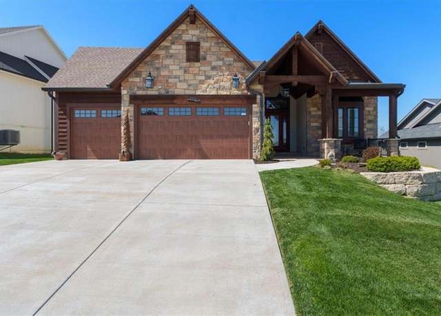 Property at 8856 Freedom St, Lenexa, KS 66227, 4 beds, 3 baths