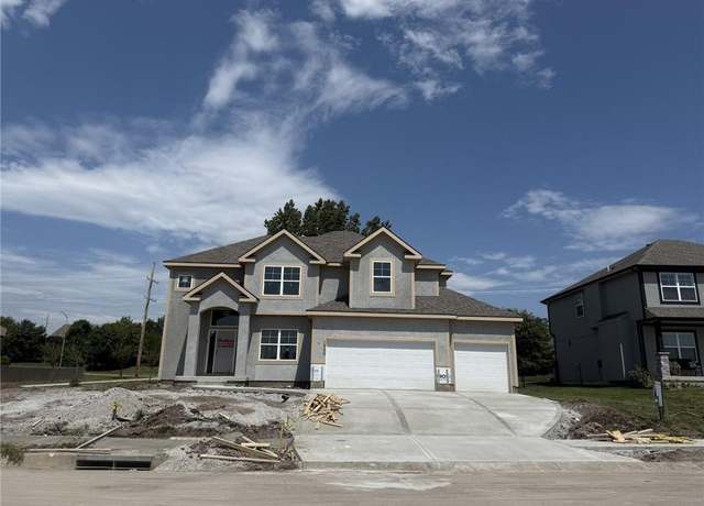 Property at 1500 NE 105th Ter, Kansas City, MO 64155, 4 beds, 3.5 baths
