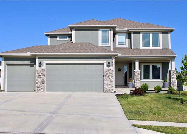 Property at 11415 Orchard Dr, Kearney, MO 64060, 4 beds, 3.5 baths