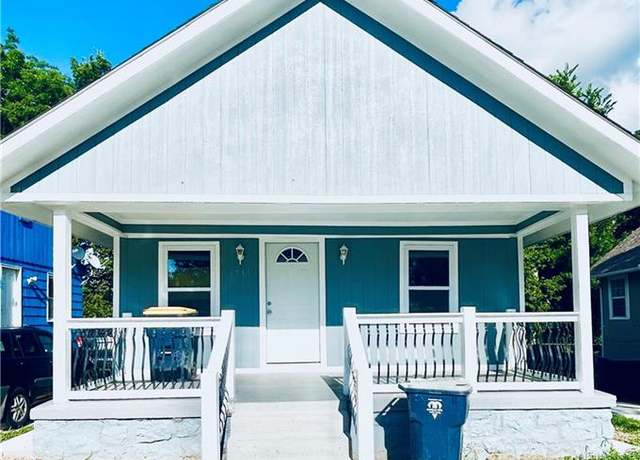 Property at 1711 Hardesty Ave, Kansas City, MO 64127, 3 beds, 2 baths