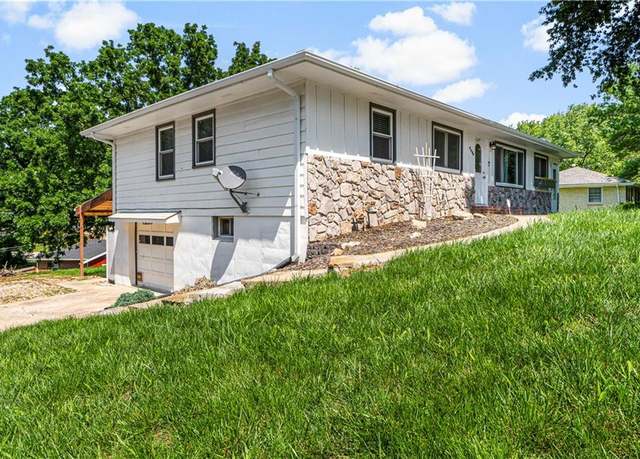 Property at 2800 S Cedar Crest Ter, Independence, MO 64057, 4 beds, 3 baths