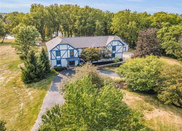 Property at 7708 NW Mastern Ave, Parkville, MO 64152, 6 beds, 5.5 baths