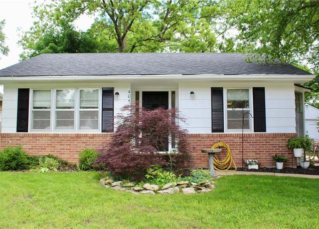 Property at 404 E Hale St, Spring Hill, KS 66083, 2 beds, 2 baths