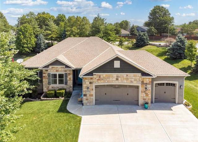 Property at 22908 E 41st Ter S, Blue Springs, MO 64015, 4 beds, 3 baths