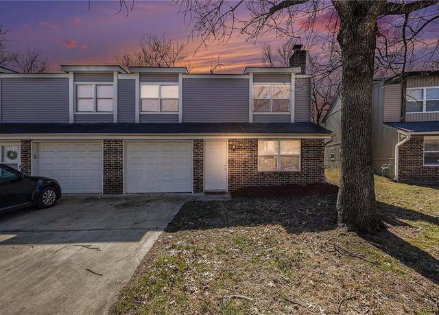 Property at 14132 Merrywood Cir, Grandview, MO 64030
