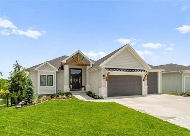 Property at 11573 S Mize Rd, Olathe, KS 66061, 4 beds, 3 baths