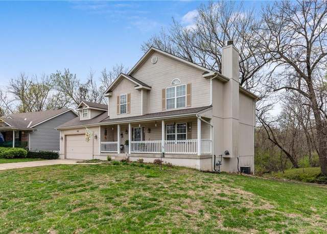 Property at 808 S Mohican Dr, Independence, MO 64056, 4 beds, 3.5 baths