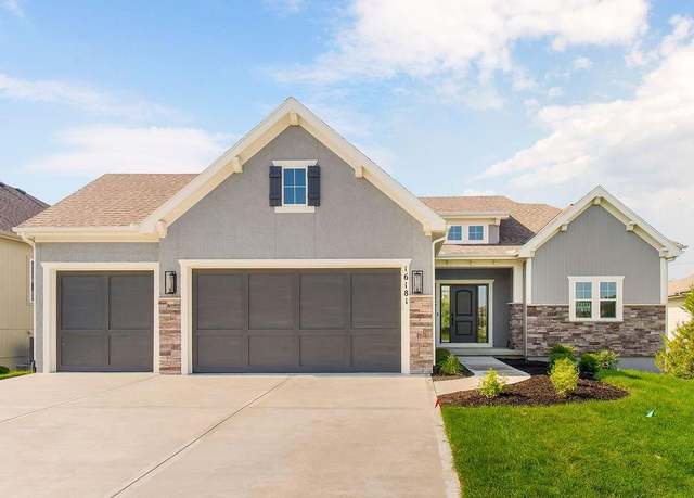 Property at 16181 W 166th Ct, Olathe, KS 66062, 4 beds, 3 baths