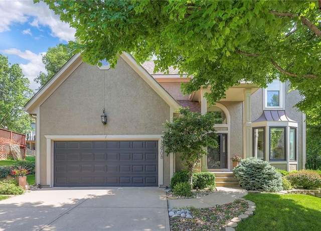 Property at 13908 W 71st Pl, Shawnee, KS 66216, 4 beds, 4.5 baths