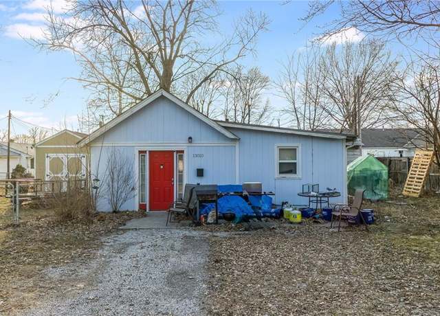 Property at 13010 13th St, Grandview, MO 64030, 2 beds, 1 bath