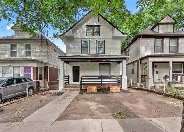Property at 527 Cypress Ave, Kansas City, MO 64124, 4 beds, 2.5 baths