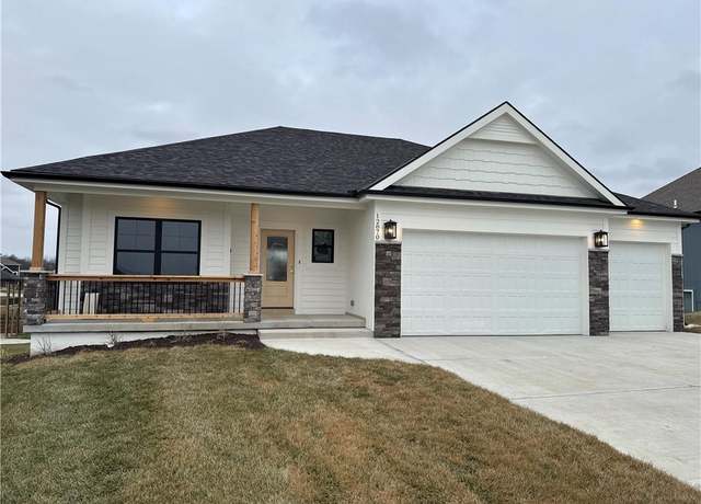 Property at 12870 N Champanel Way, Platte City, MO 64079, 5 beds, 3.5 baths