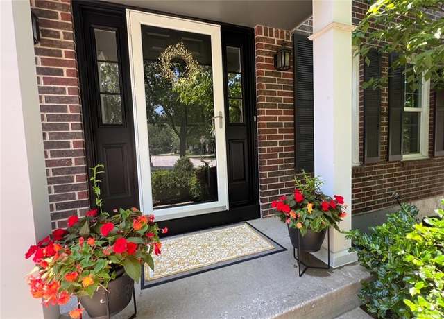 Property at 11422 S Millview Rd, Olathe, KS 66061, 4 beds, 3 baths
