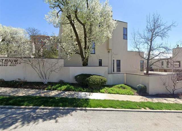 Property at 4551 Walnut St, Kansas City, MO 64111, 2 beds, 2.5 baths