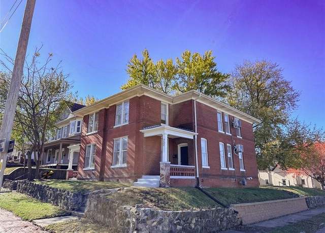 Property at 730 N 23rd St, St Joseph, MO 64506