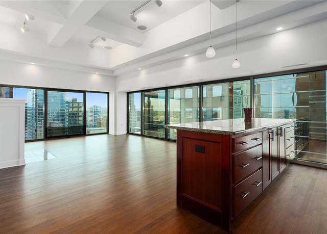 Property at 1101 Walnut St #1507, Kansas City, MO 64106, 2 beds, 2.5 baths