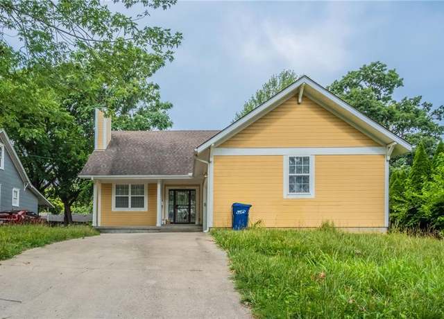 Property at 5162 Walmer St, Mission, KS 66202, 4 beds, 3 baths