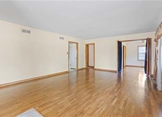 Property at 723 E Walnut St, Rich Hill, MO 64779, 2 beds, 2 baths