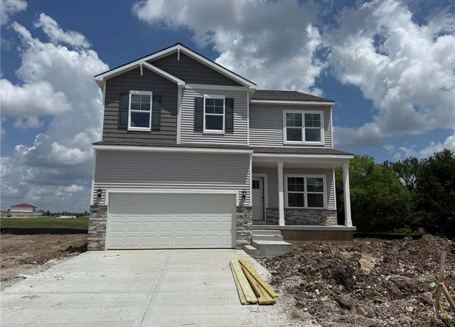 Property at 11020 E Ridge Ct, Peculiar, MO 64078, 4 beds, 2.5 baths